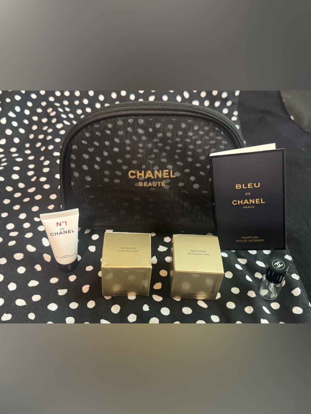 Chanel Beaute GWP Pouch Bundle